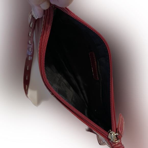 Charter Club Clutch purse.  Zipper closure. 1 inside zipper pouch. Cranberry - Picture 6 of 12